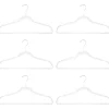 Cintres en plastique transparent
