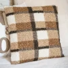 Coussin a carreaux 45x45cm