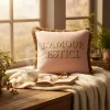 Coussin l'amour est ici 45x45c