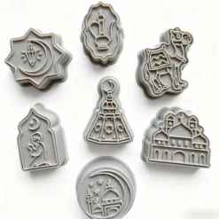 Lot de 7 presses a biscuit