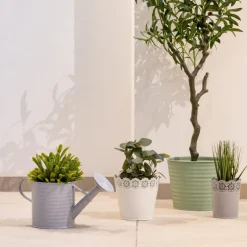 Pot decoratif en metal