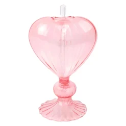 Verre en forme de coeur cotele